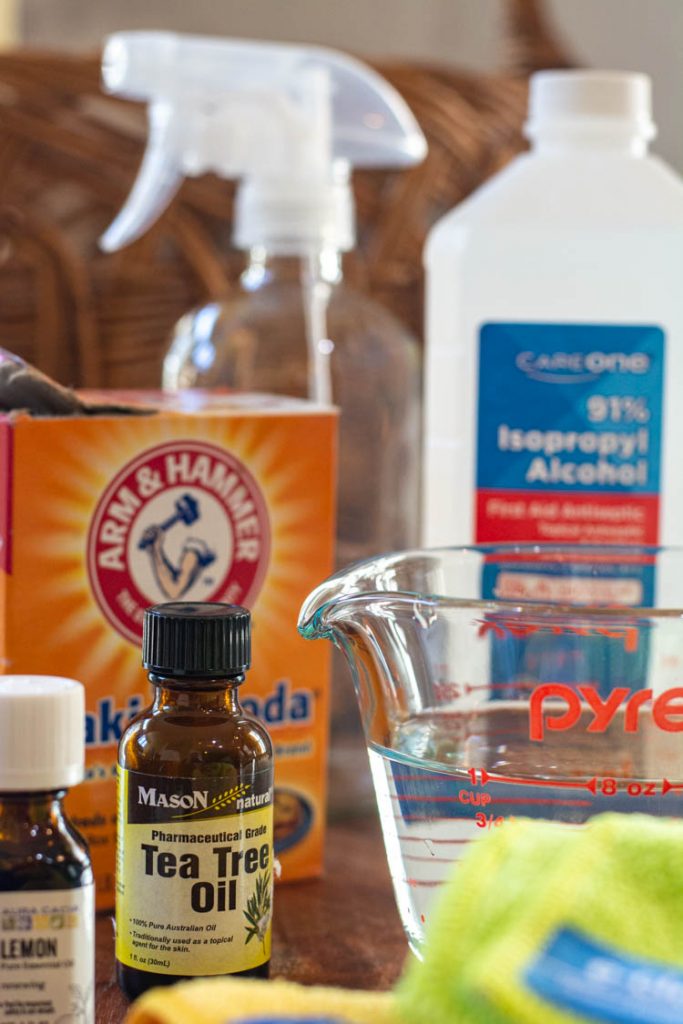 Learn How to Make a Natural Disinfectant Spray Cut the Grime